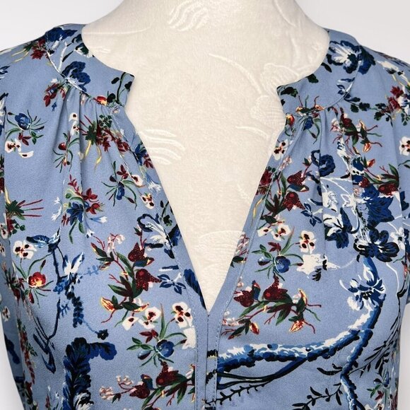 Philosophy Blue Floral Print Short Sleeve Blouse V-Neck XS - Picture 2 of 8